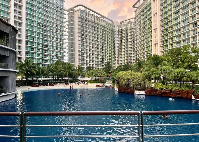 Azure Pool View With Balcony, Wifi And Netflix Apartahotel 4*
